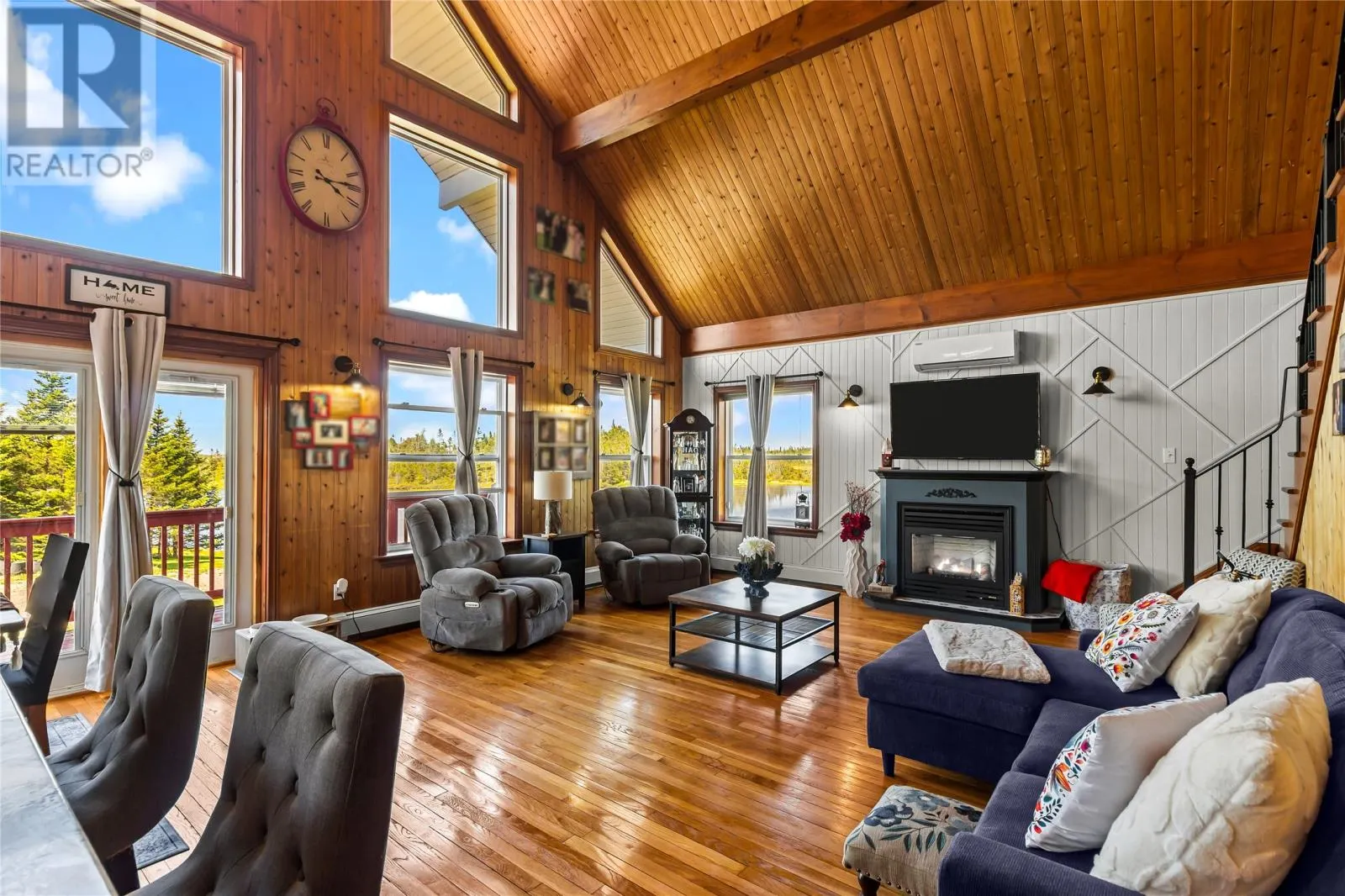 25A Deer Park Road