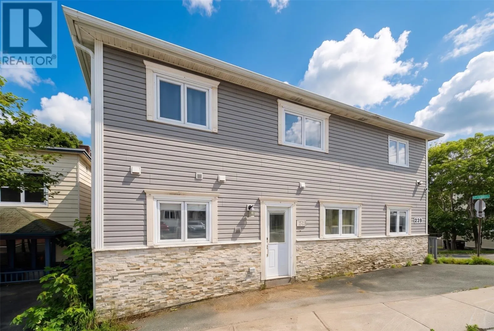 239 Craigmillar Avenue Unit#103 #103