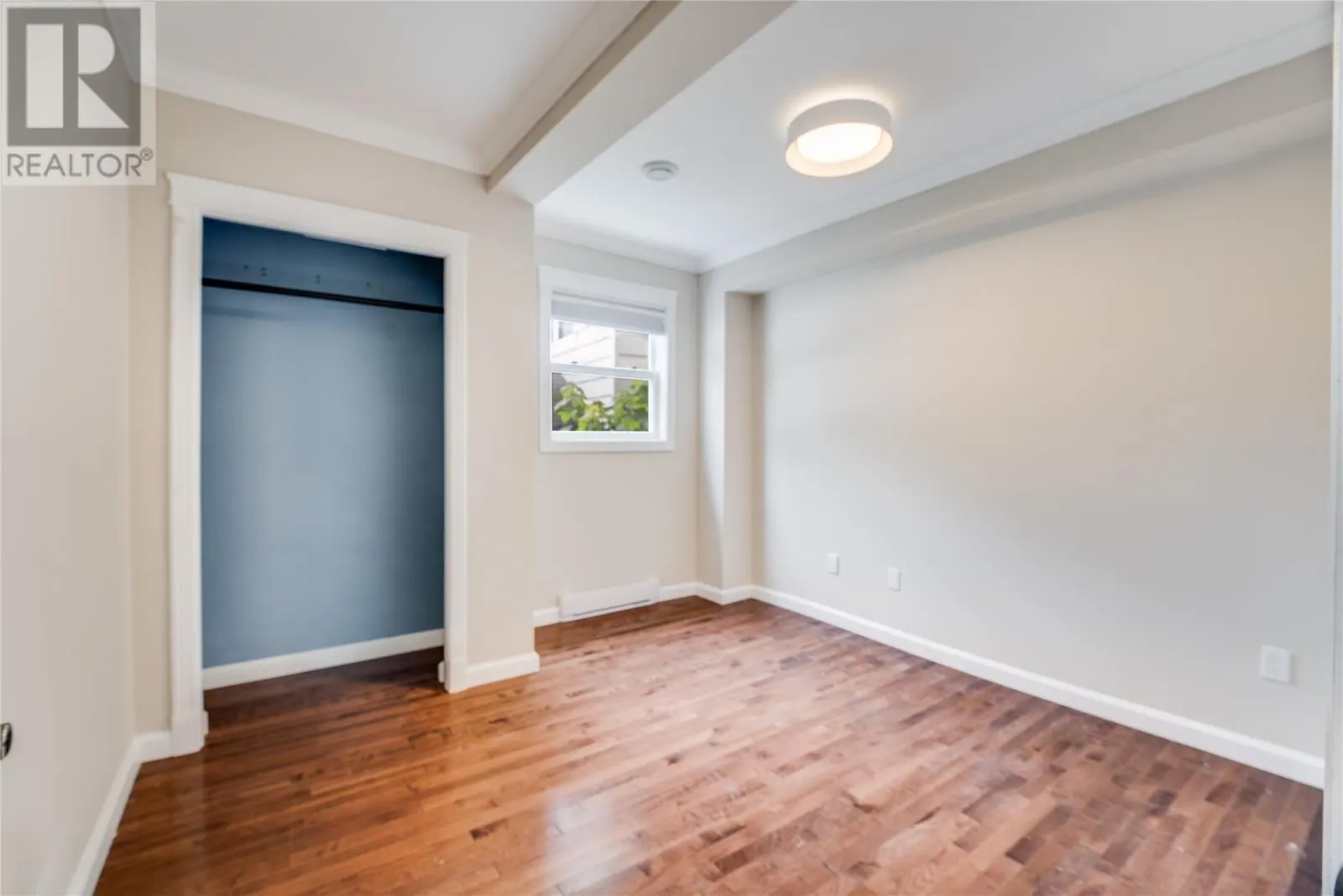 239 Craigmillar Avenue Unit#103 #103