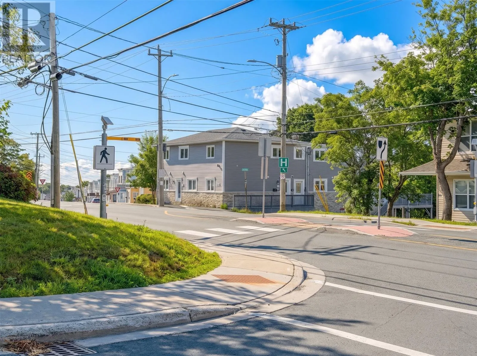 239 Craigmillar Avenue Unit#103 #103