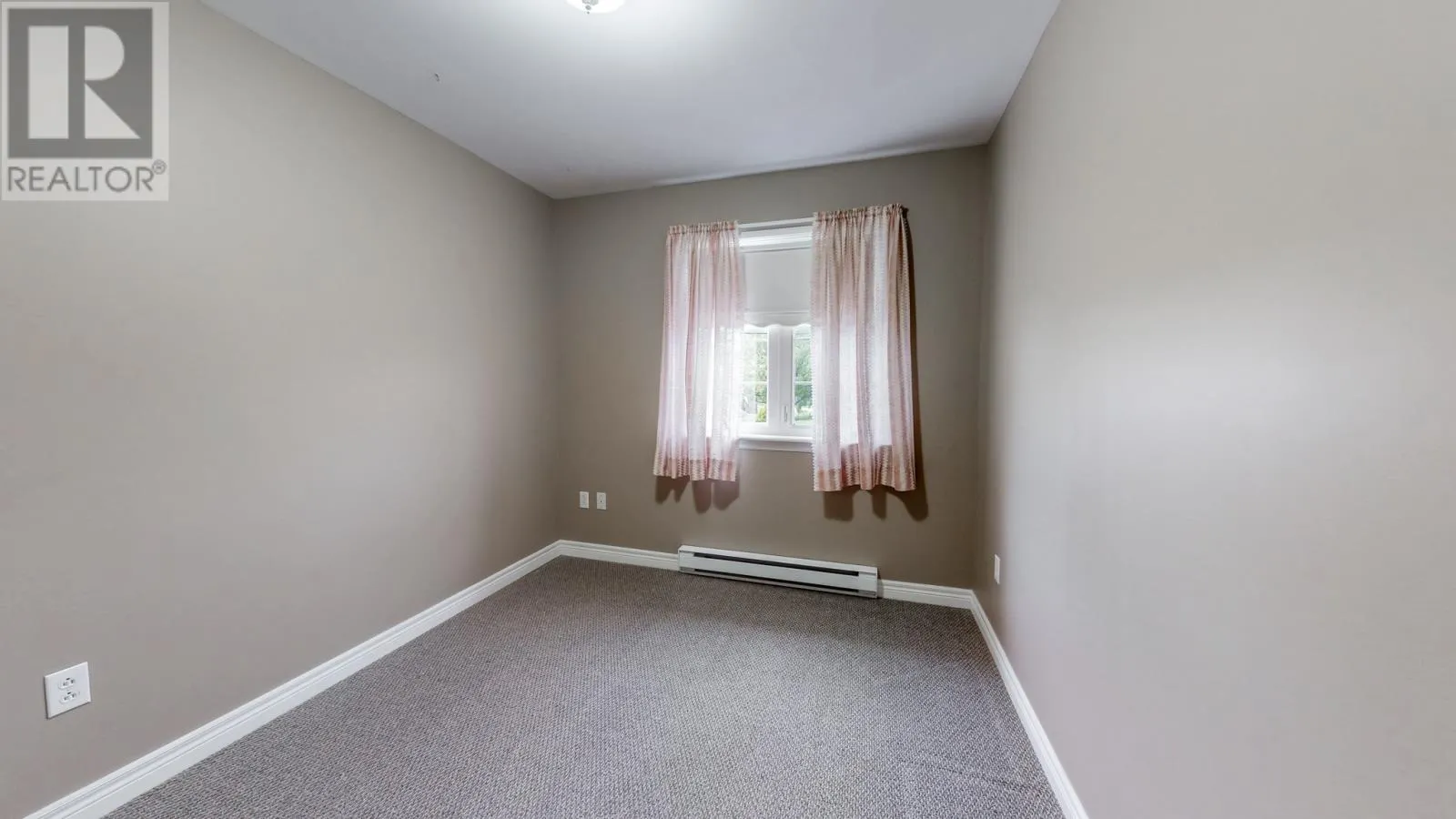 82 Foxtrap Access Road