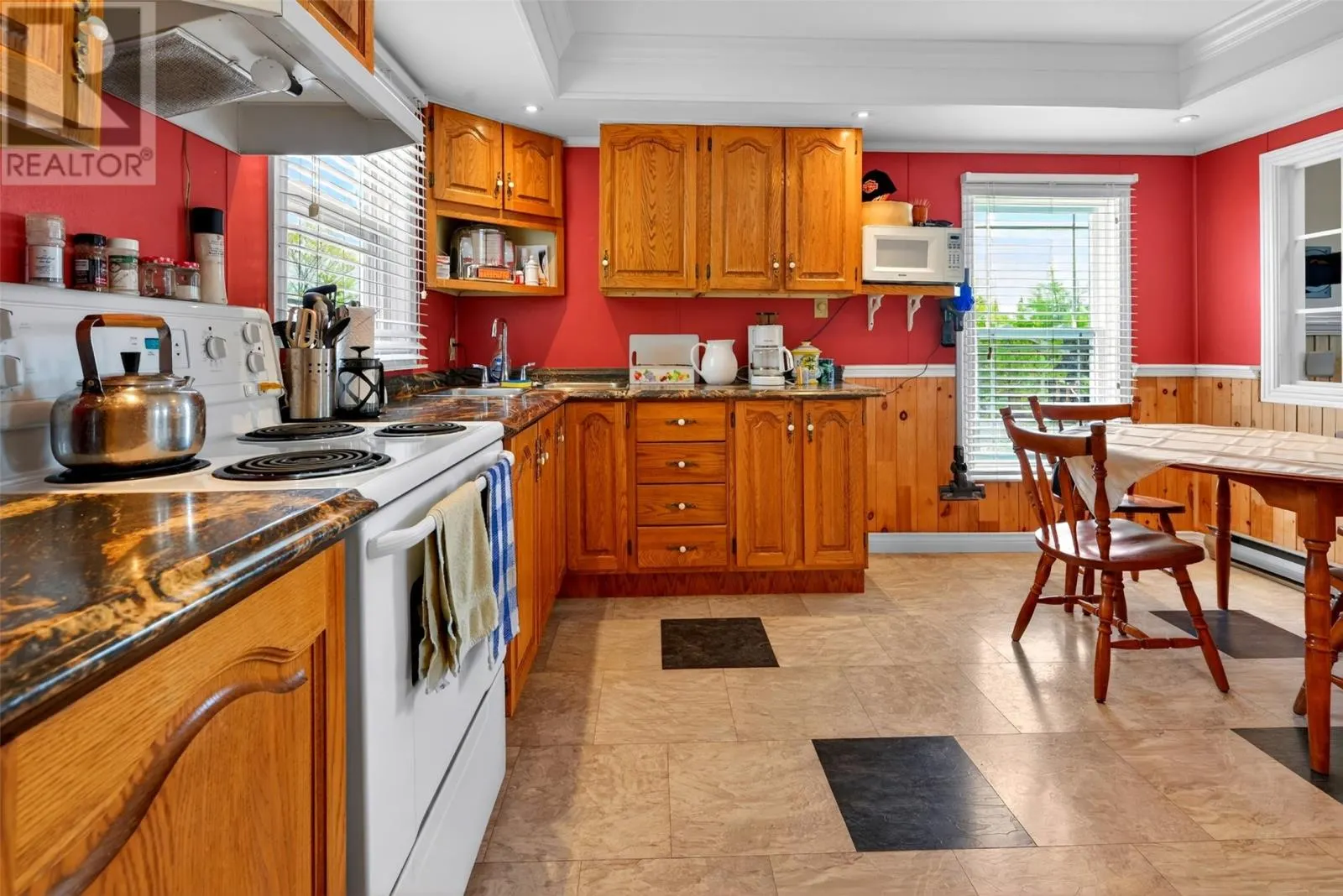 234 Lakeview Drive