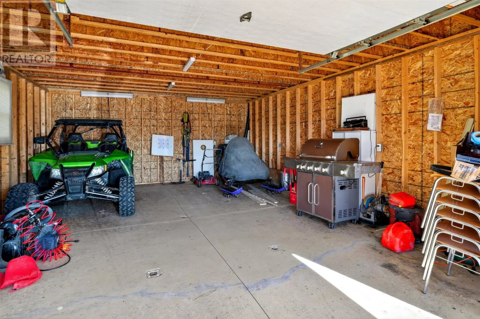 234 Lakeview Drive