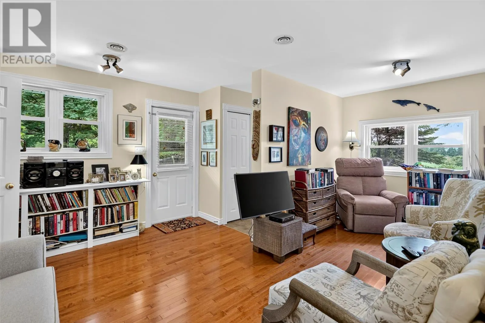 242 Southside Road