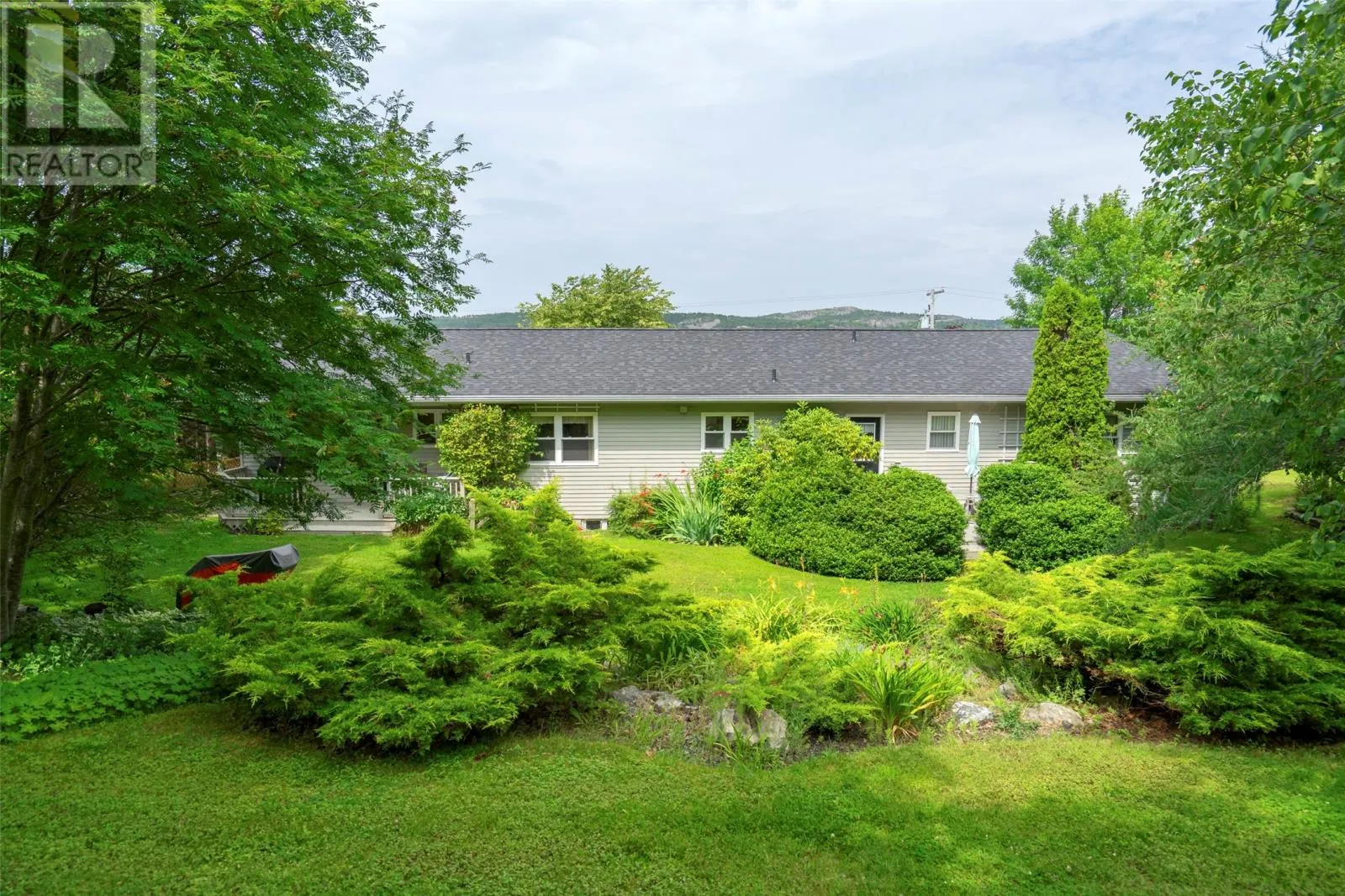 242 Southside Road