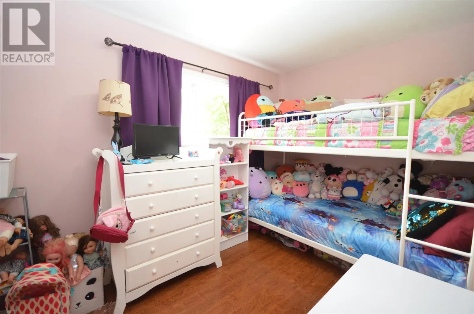 39 Kelliview Crescent