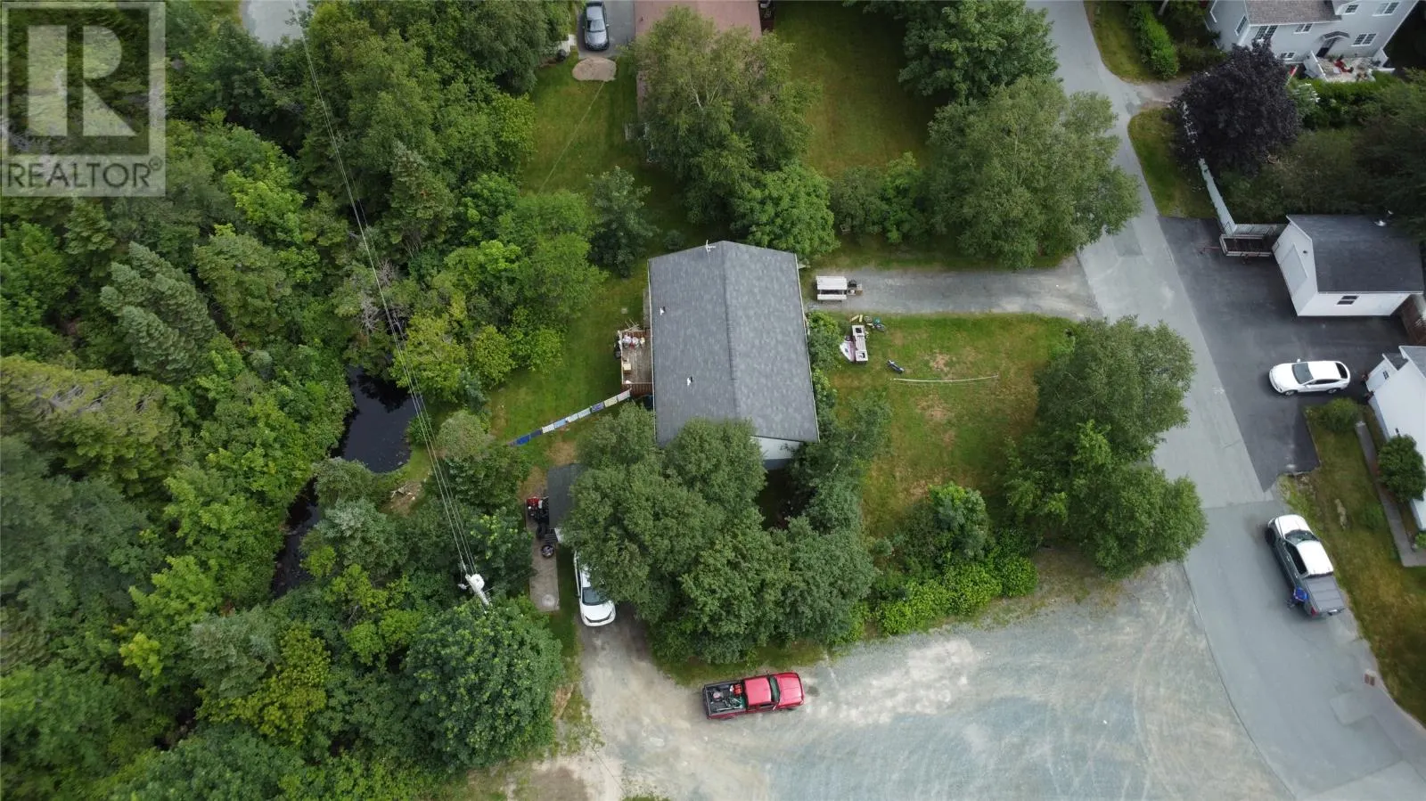 39 Kelliview Crescent
