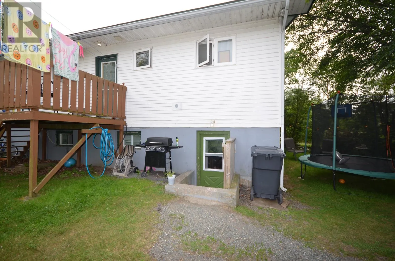 39 Kelliview Crescent