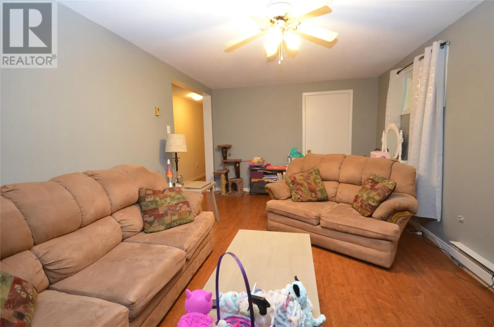 39 Kelliview Crescent