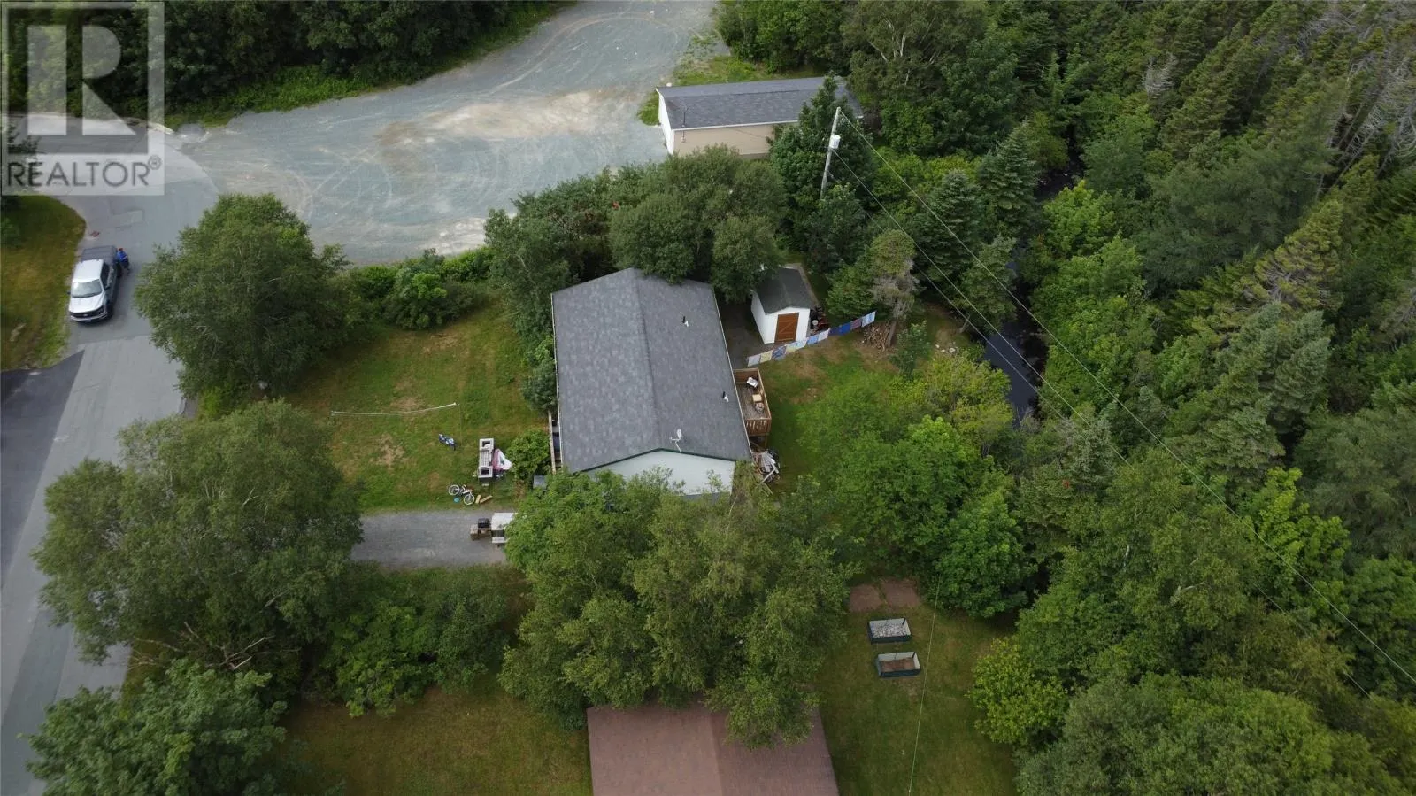 39 Kelliview Crescent