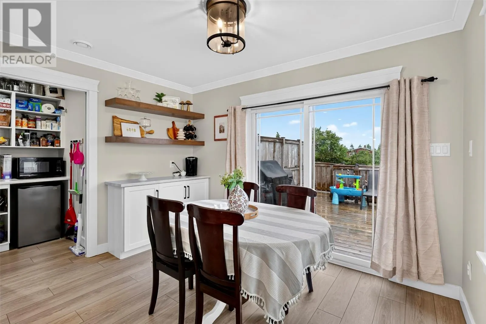 10 Anthonys Place