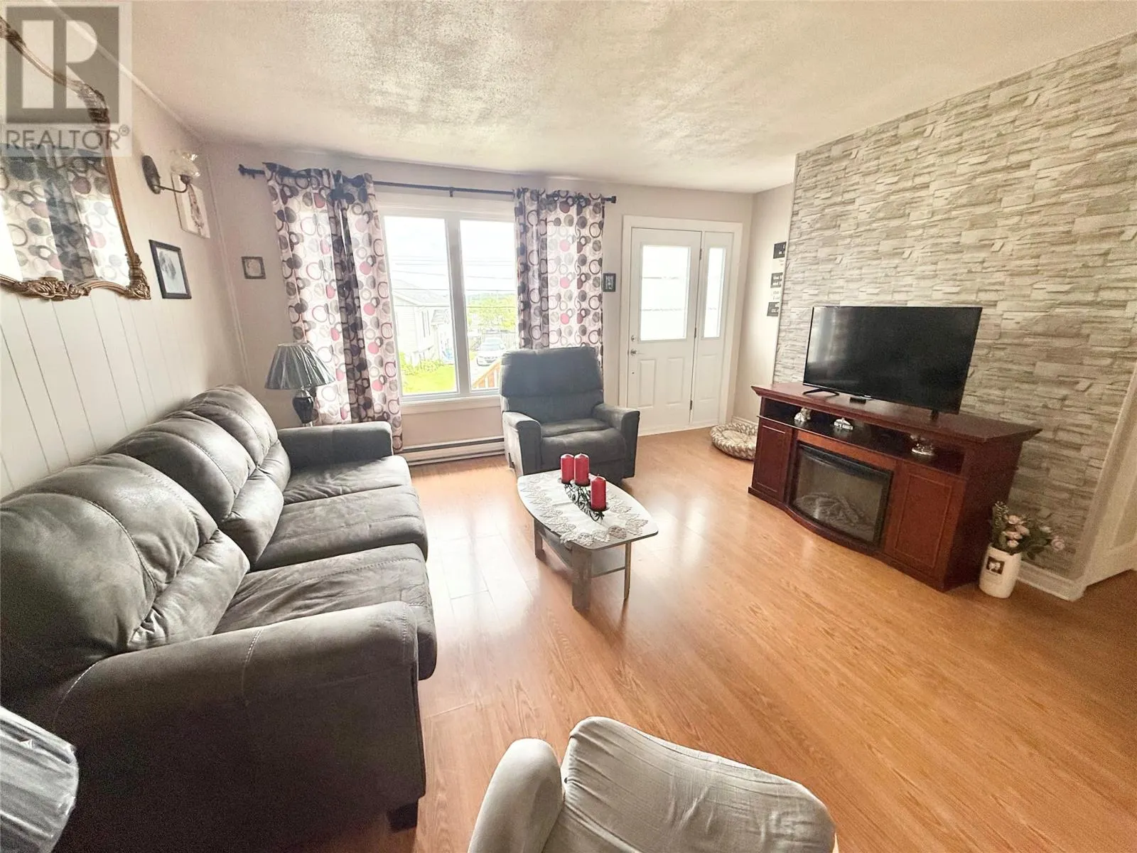11 Caribou Road