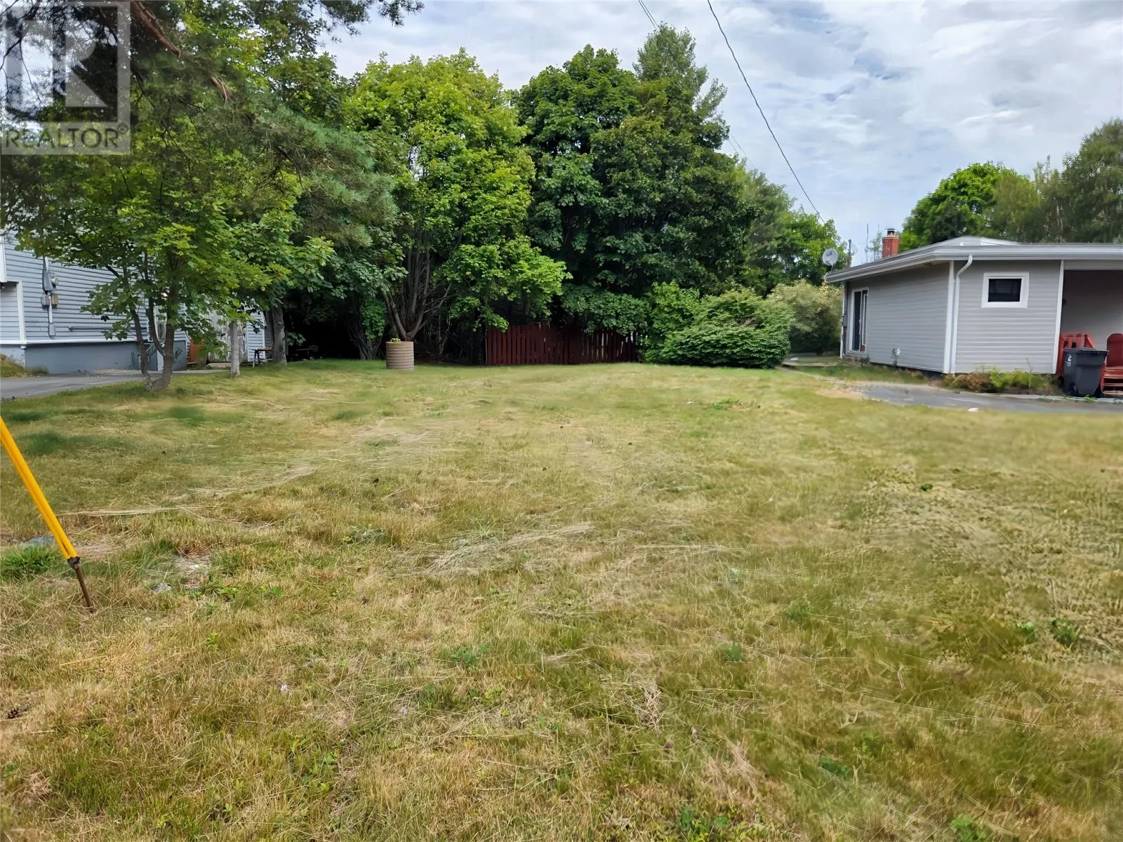 10 Hillview Avenue