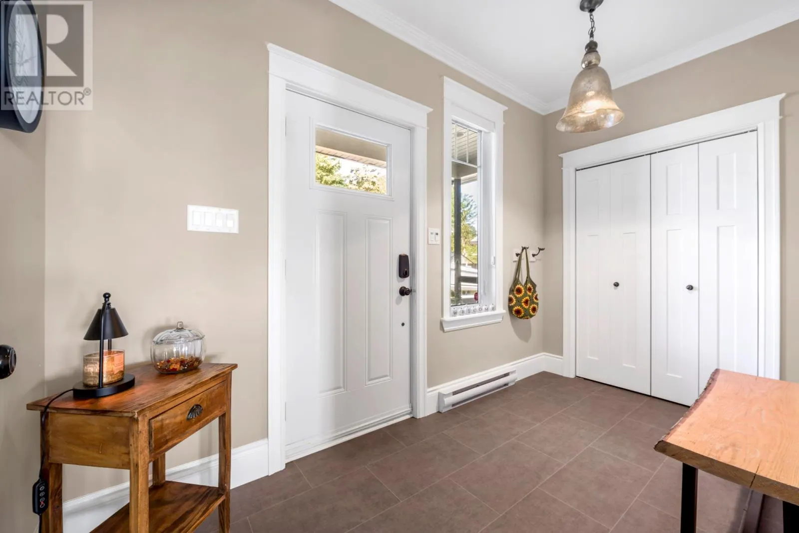 87 Morris Avenue