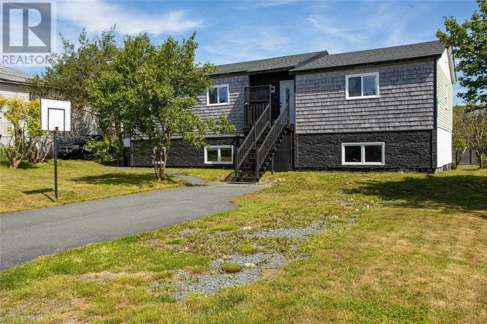 22 Irving Drive