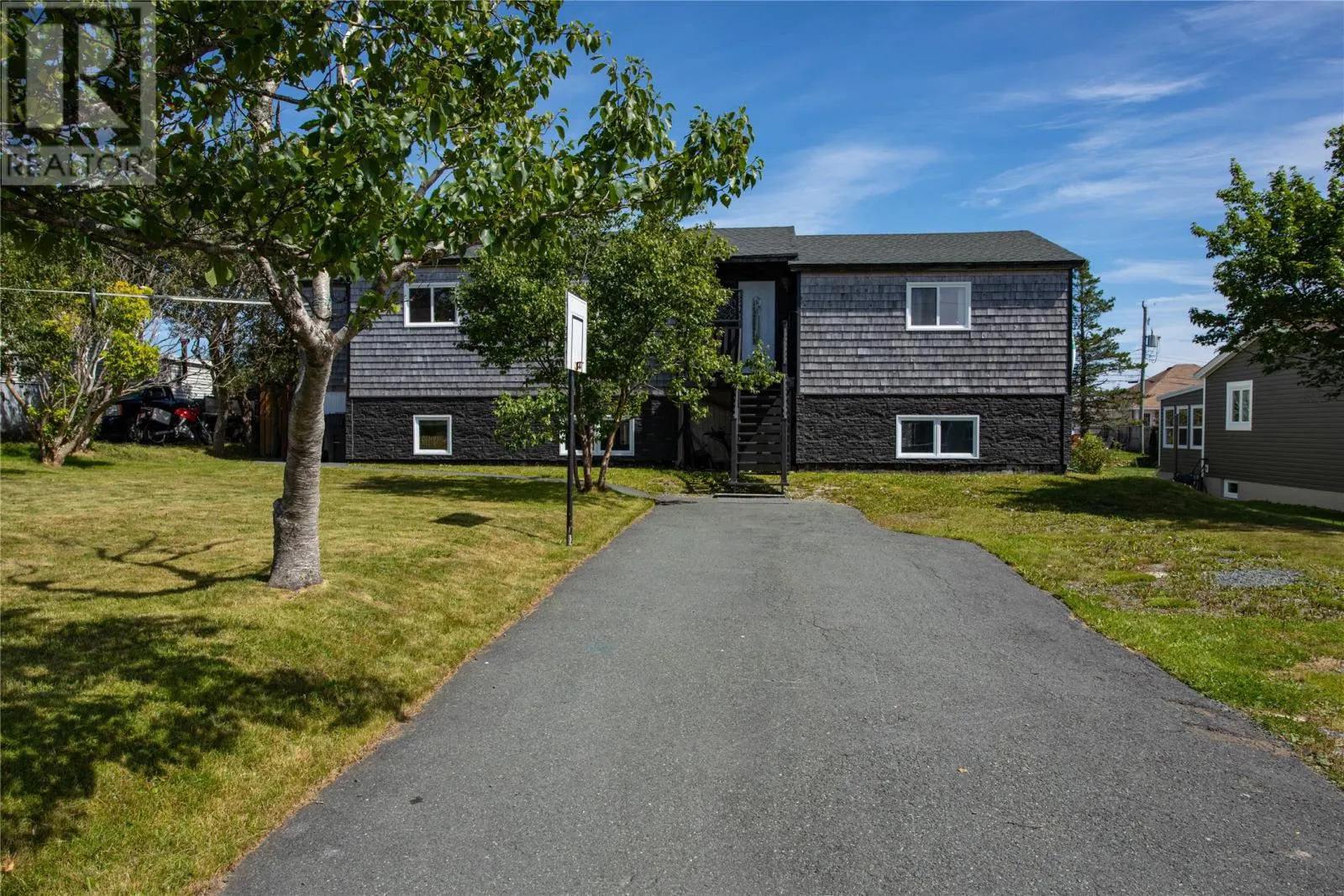 22 Irving Drive