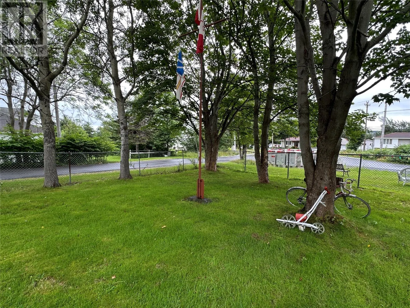 4 IRISHTOWN Road