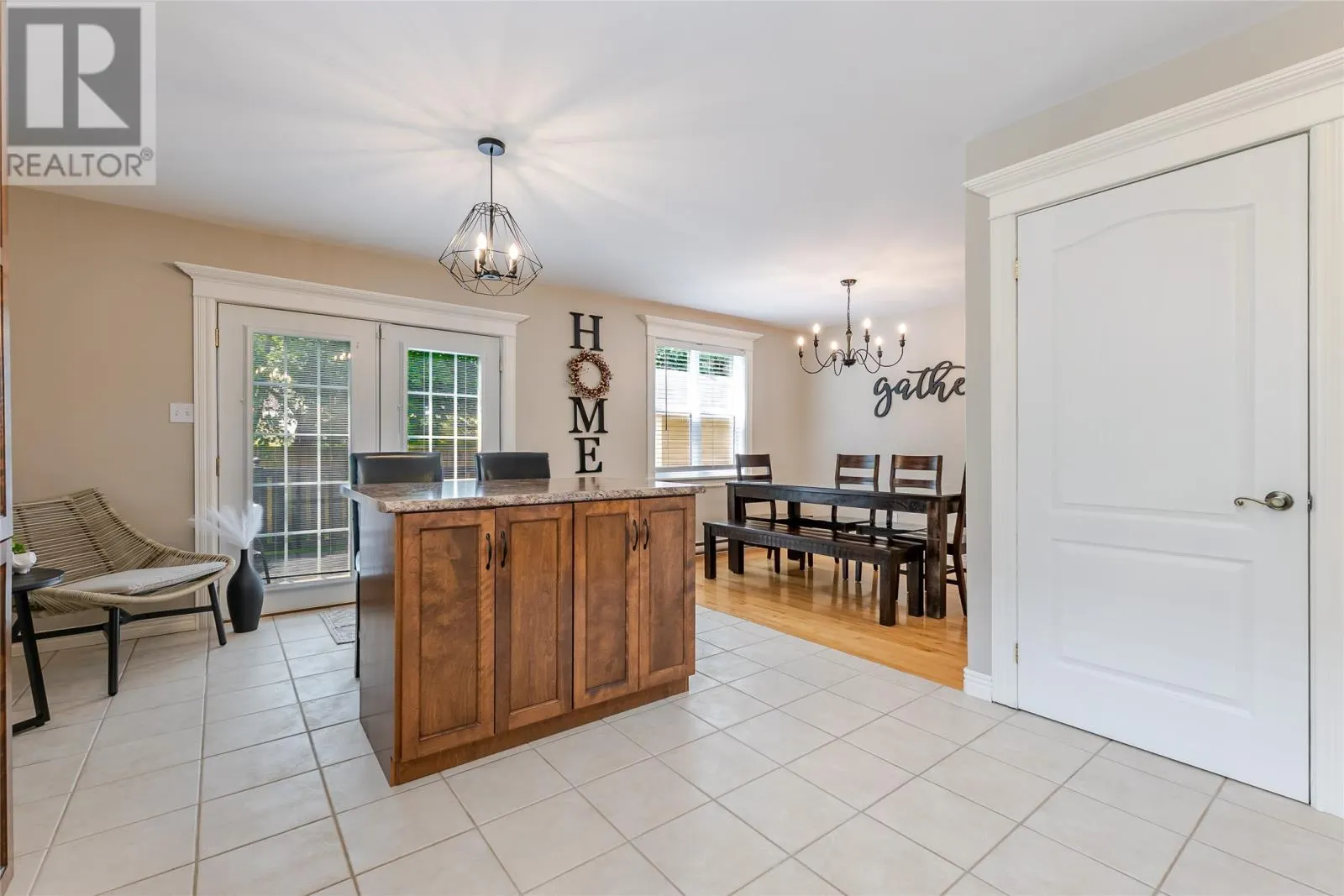 1833 Topsail Road