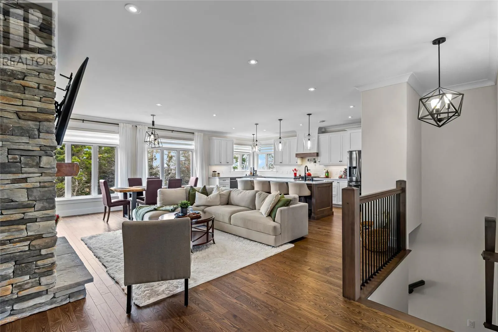 9 Mitchview Estates