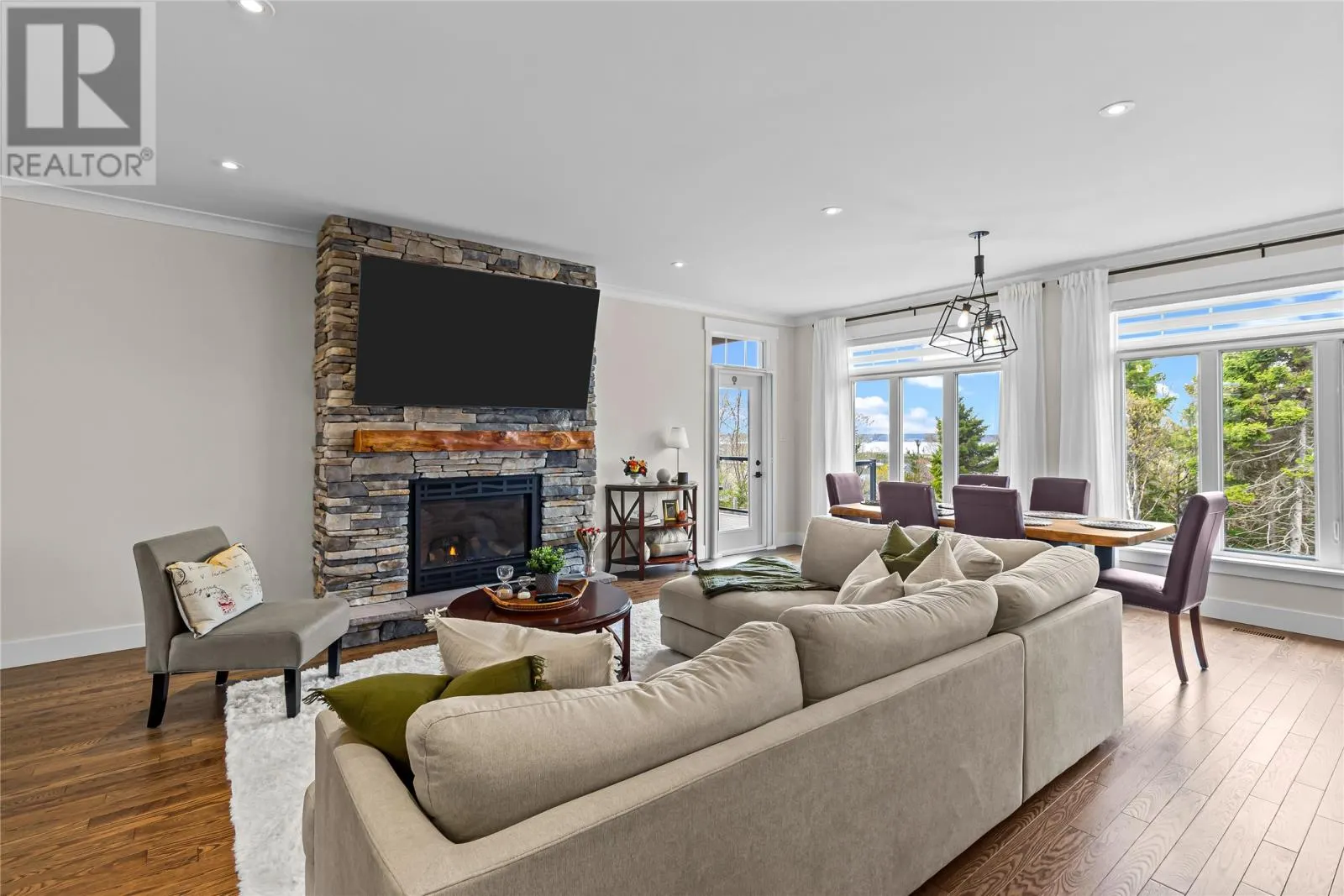 9 Mitchview Estates