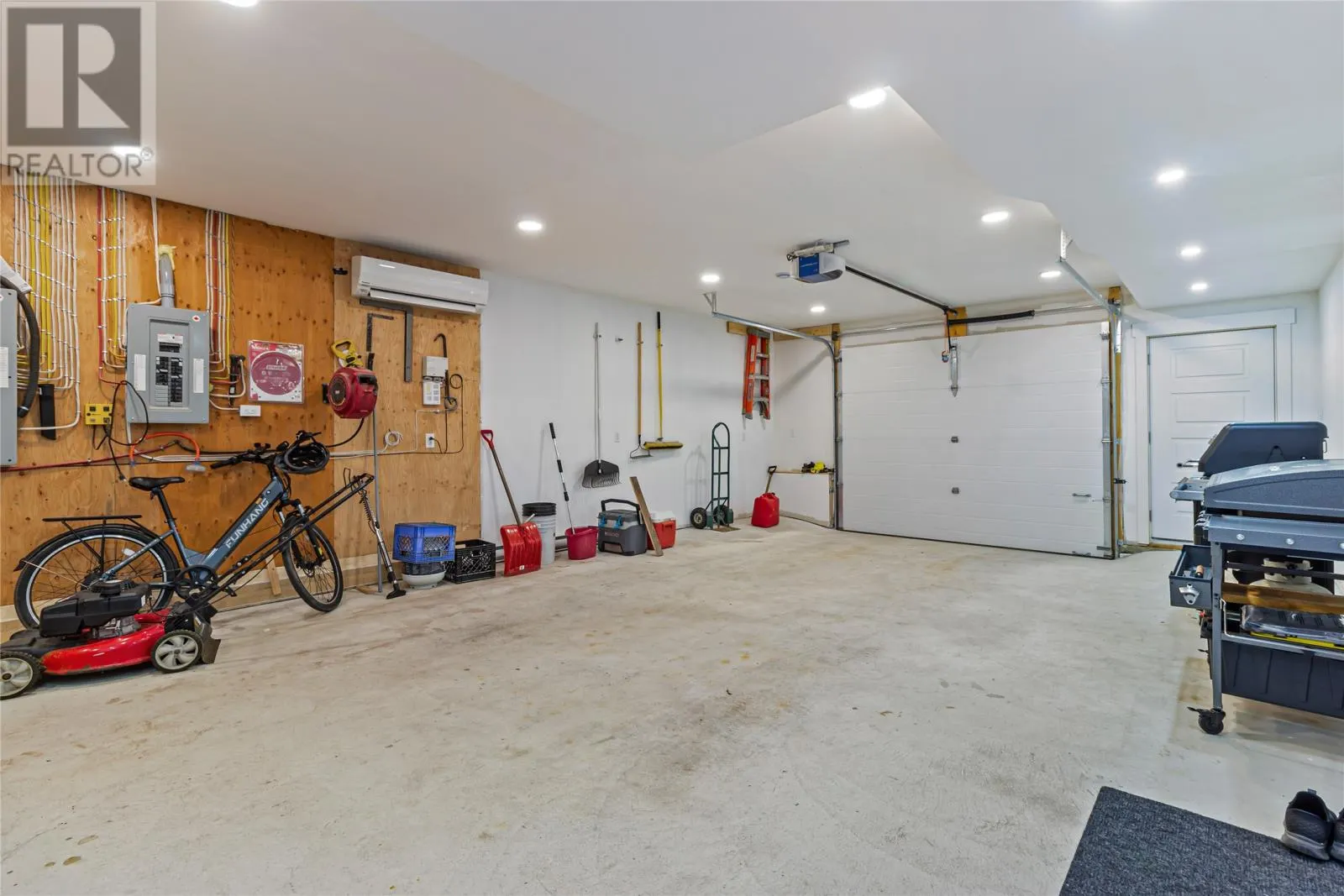 9 Mitchview Estates