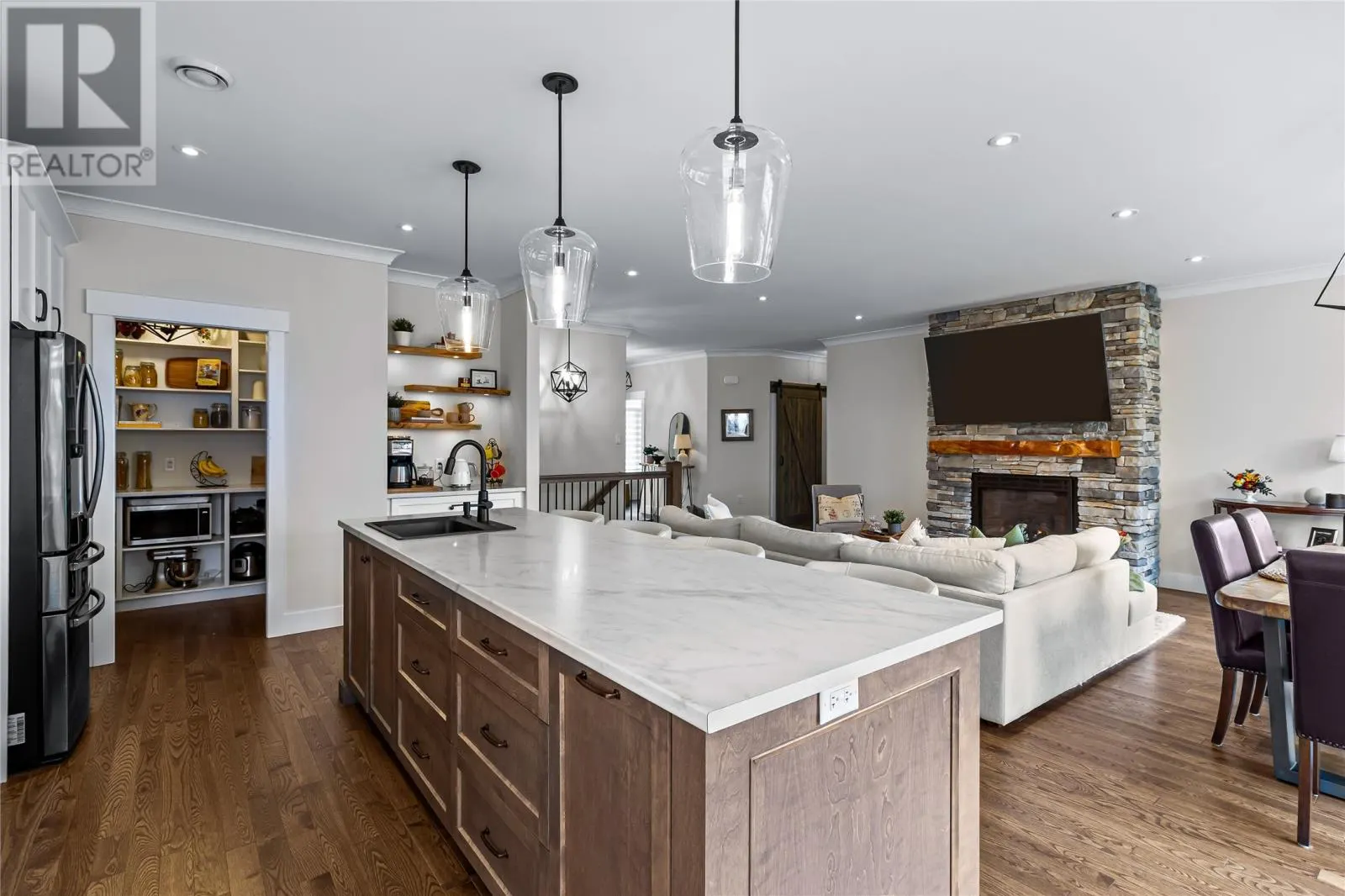 9 Mitchview Estates