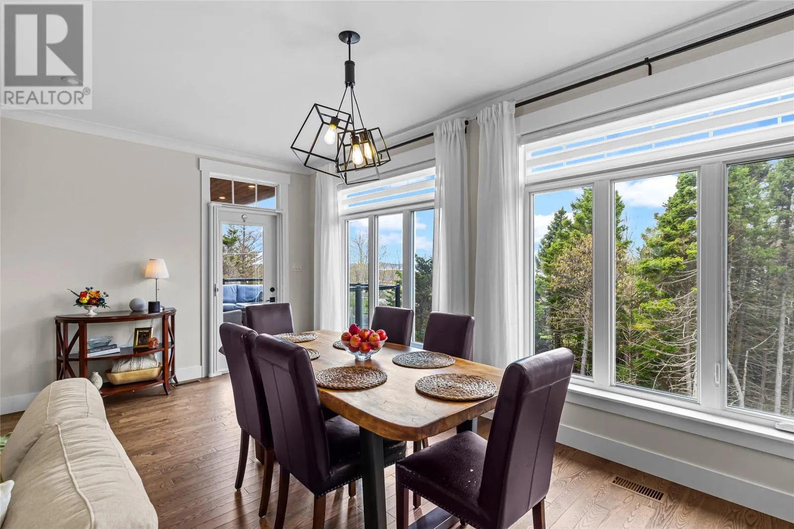 9 Mitchview Estates