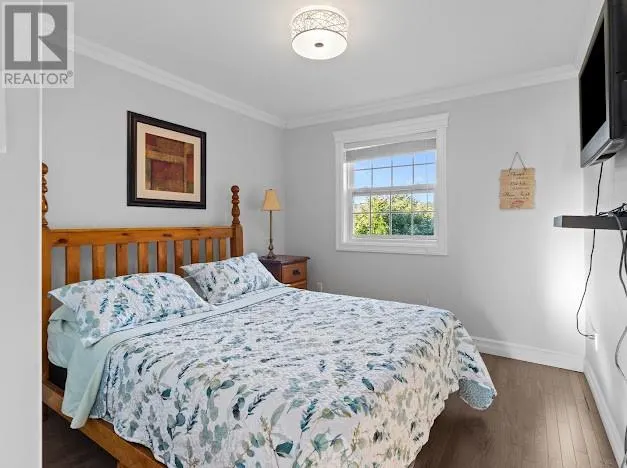 11 Chaytors Place
