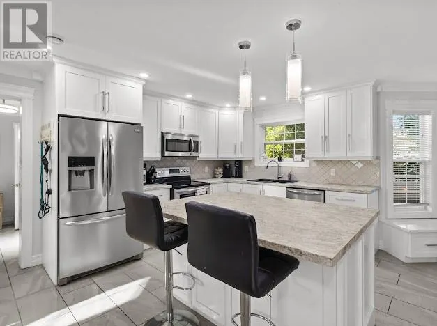 11 Chaytors Place