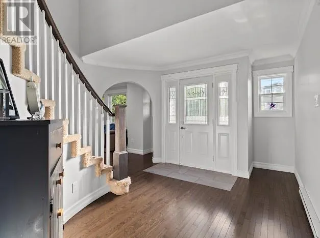 11 Chaytors Place