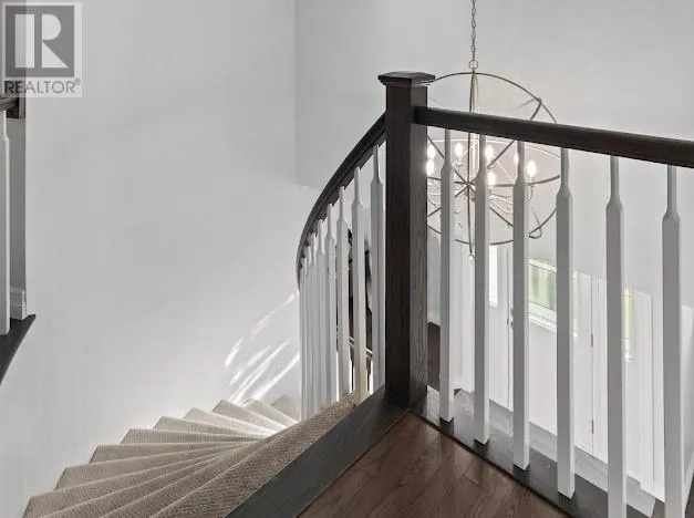 11 Chaytors Place