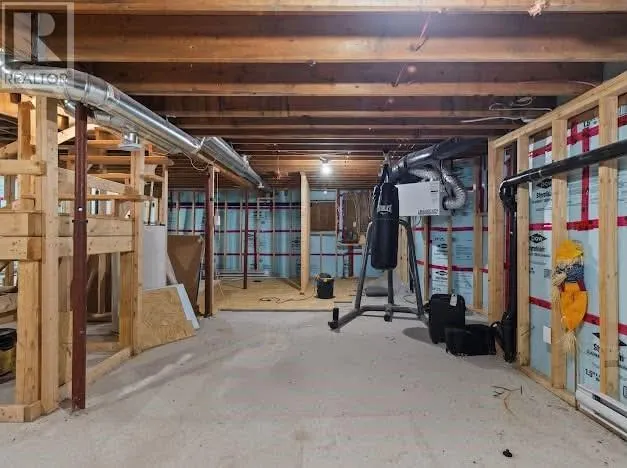 11 Chaytors Place
