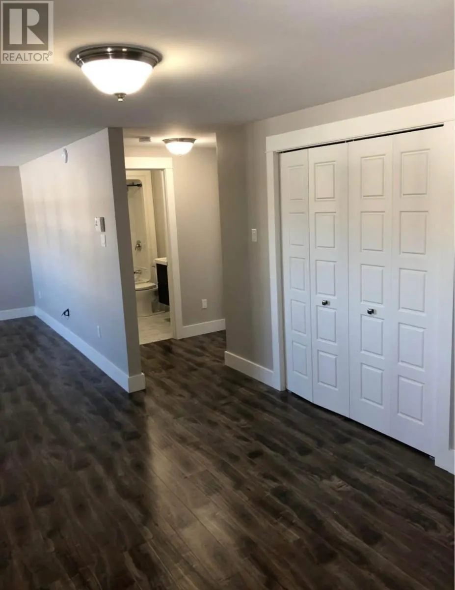 1 Alma Avenue
