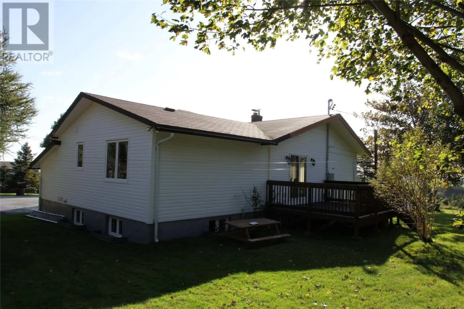 1 Howlett's Avenue