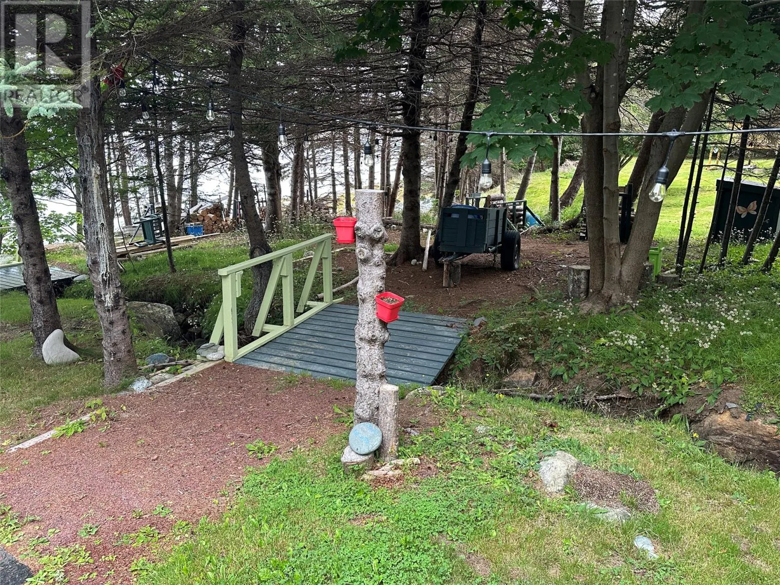 40 Cove Road