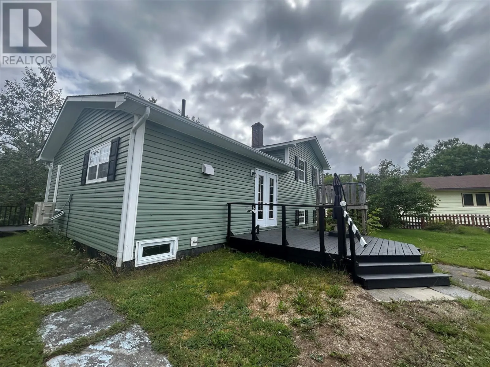 7 SIMMONS Place
