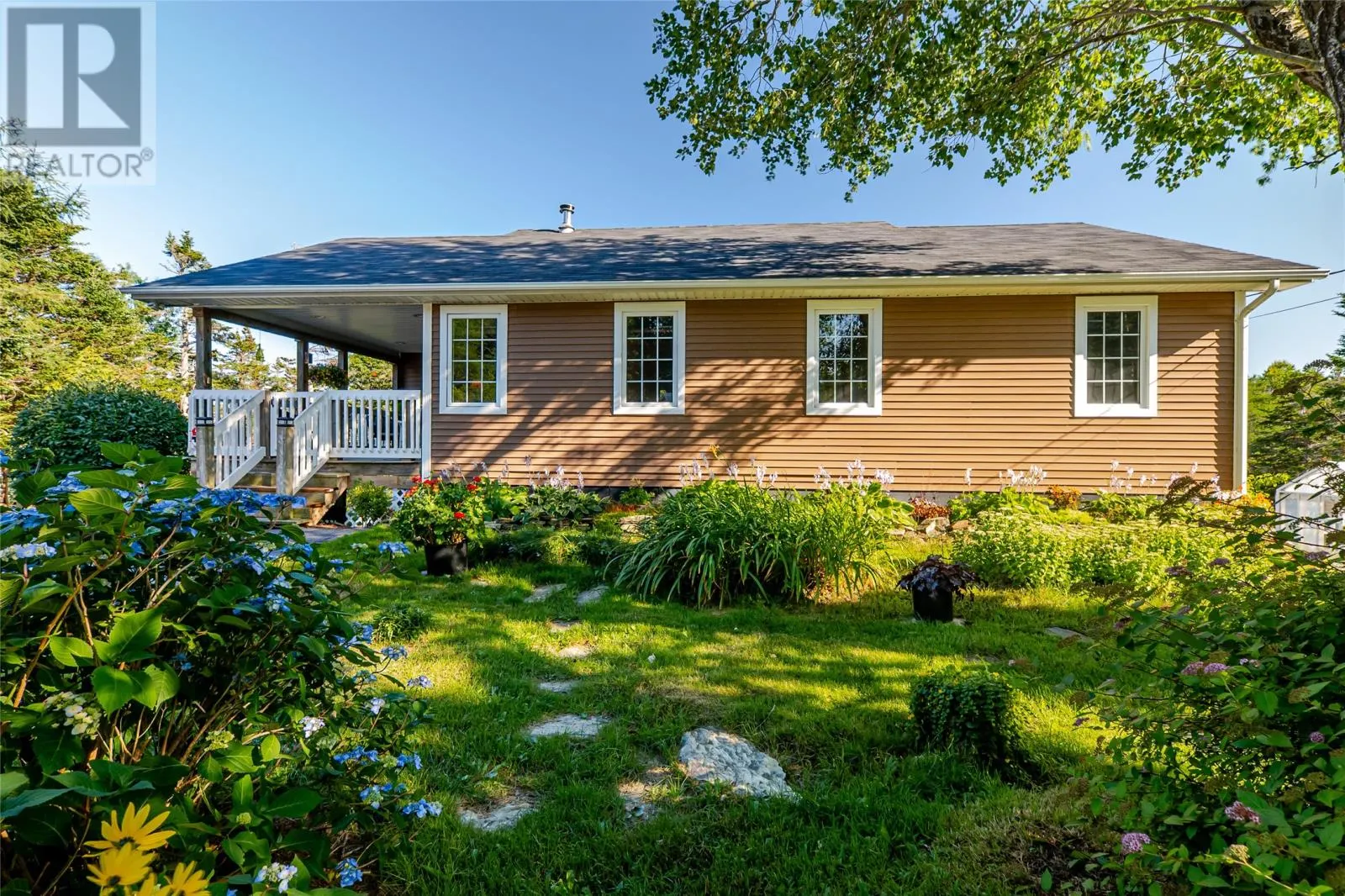 553 Beachy Cove Road