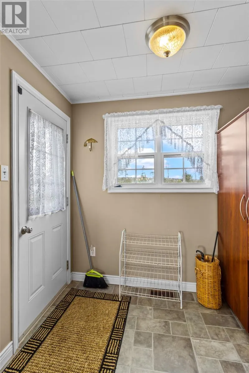 25 Ocean Pond Road