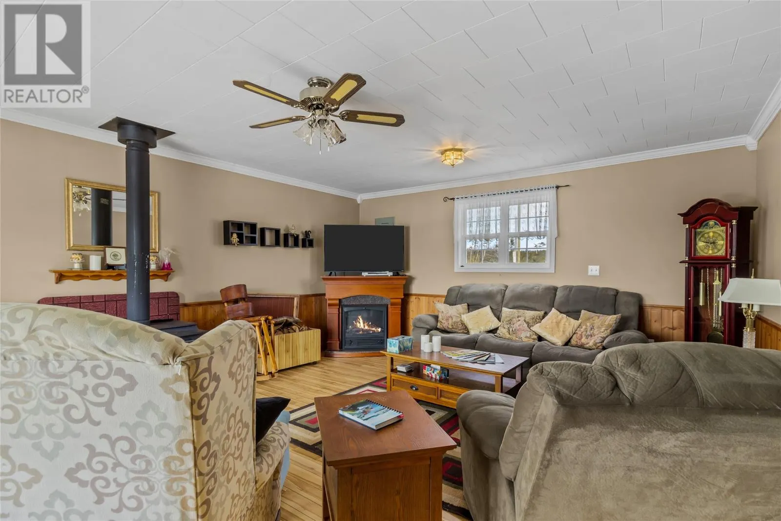 25 Ocean Pond Road