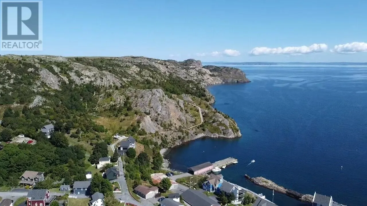 11 Harbour Drive