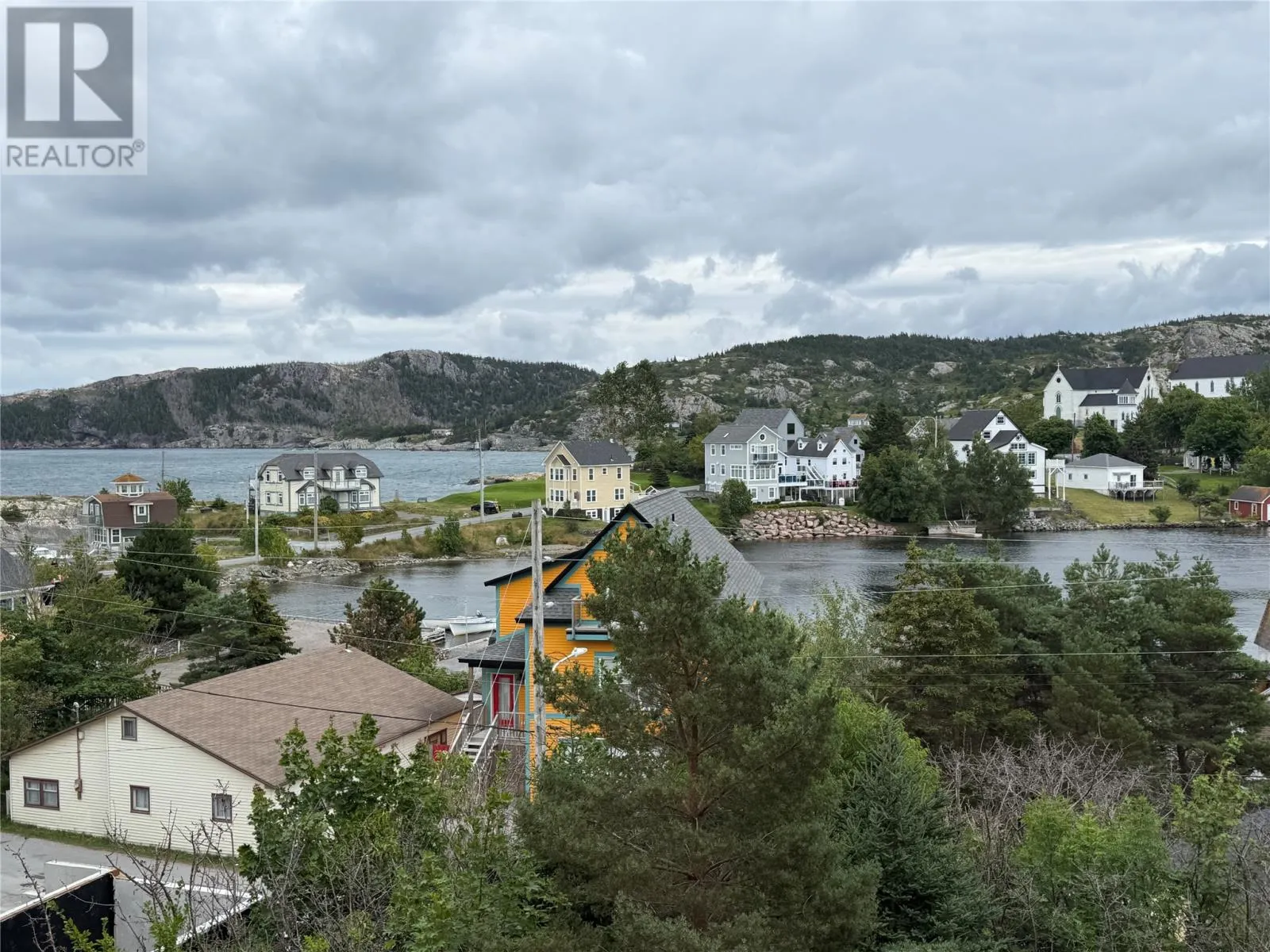 11 Harbour Drive