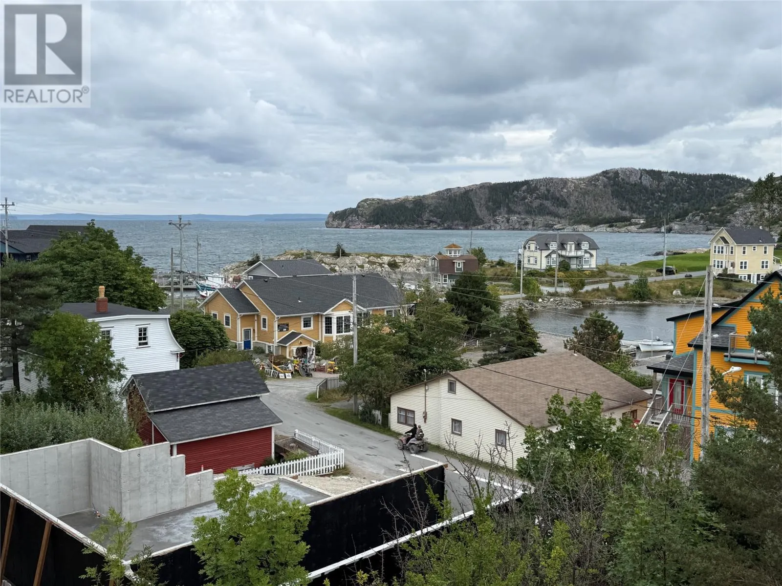 11 Harbour Drive