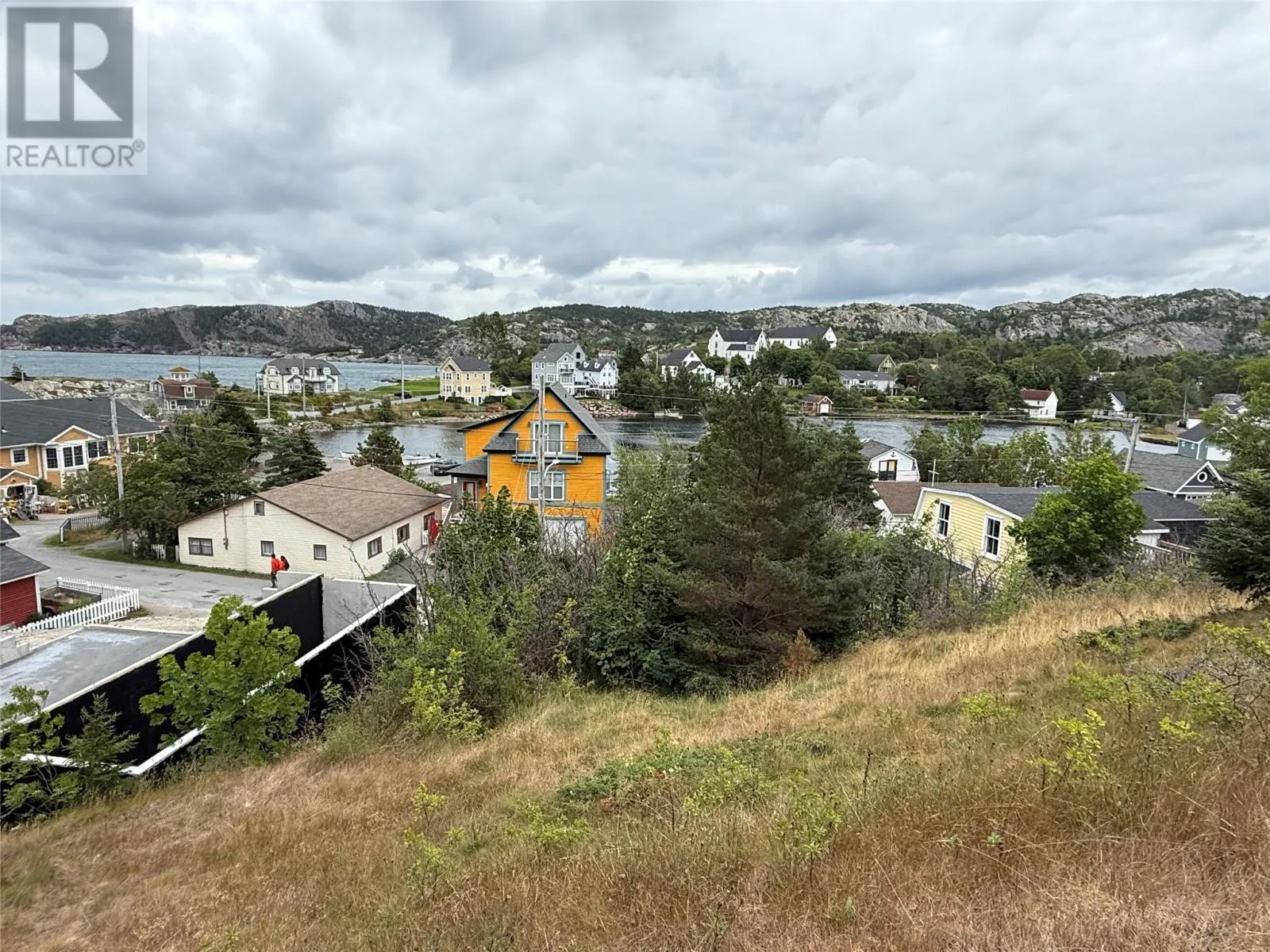11 Harbour Drive