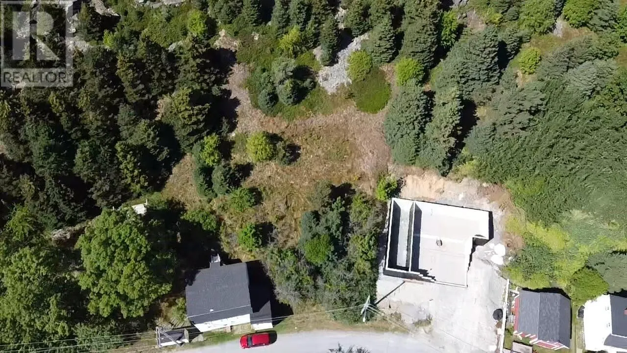 11 Harbour Drive