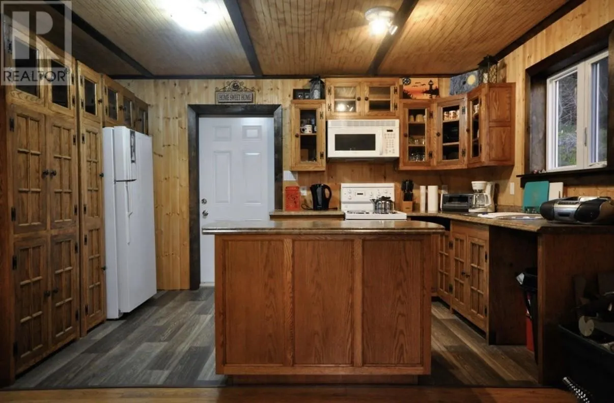 119 Cape Shore Highway