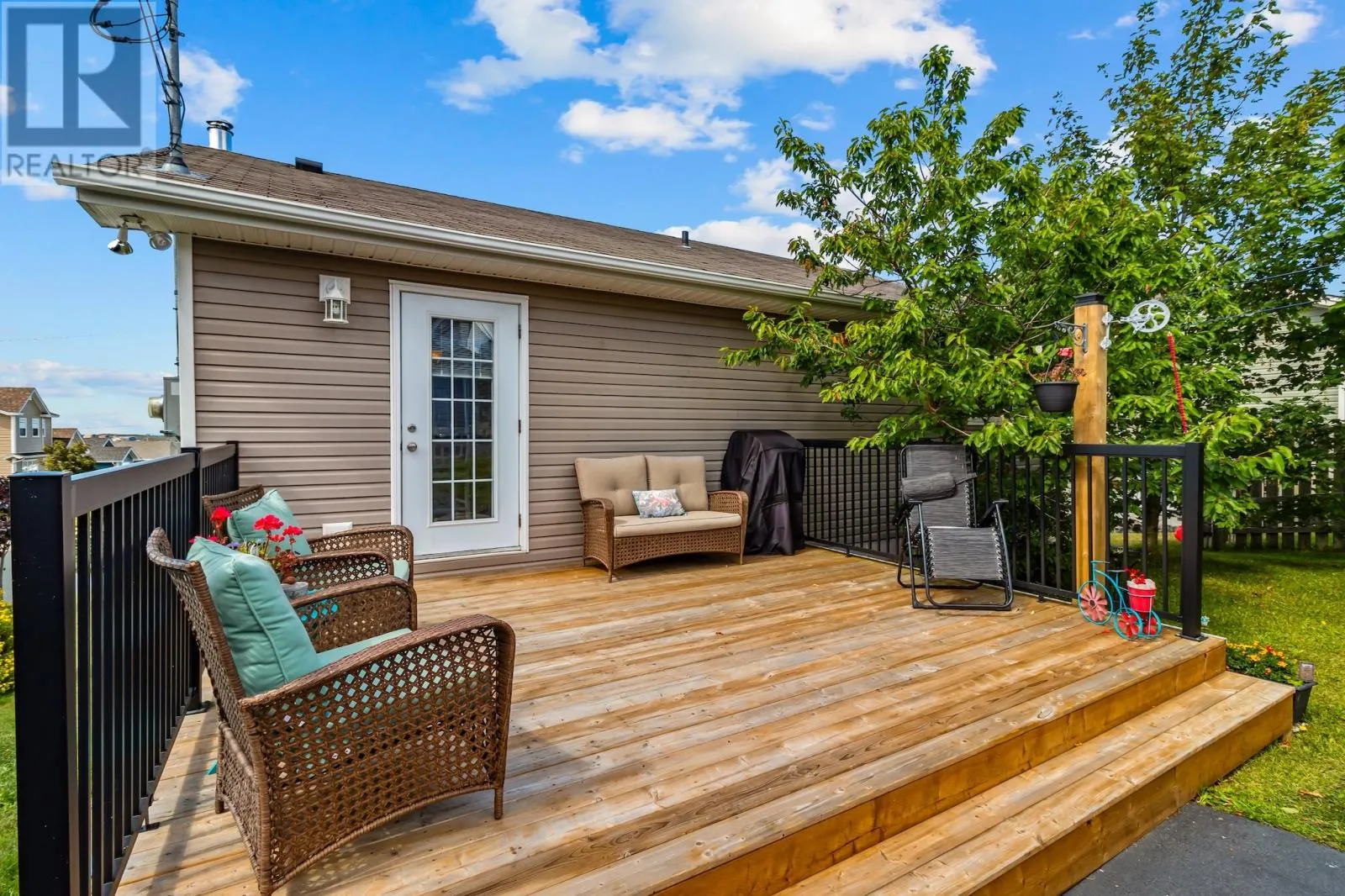26 Octagon Heights