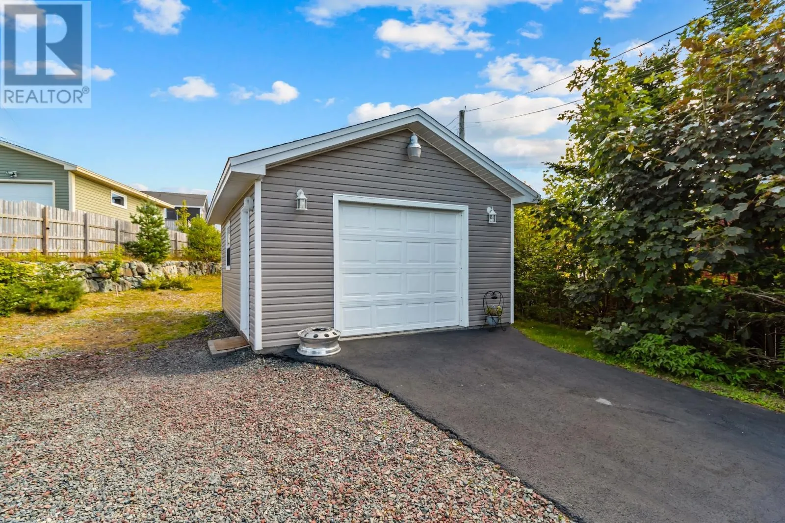 26 Octagon Heights