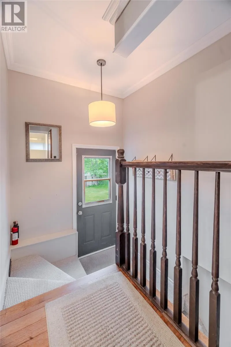 36 St Andrews Avenue