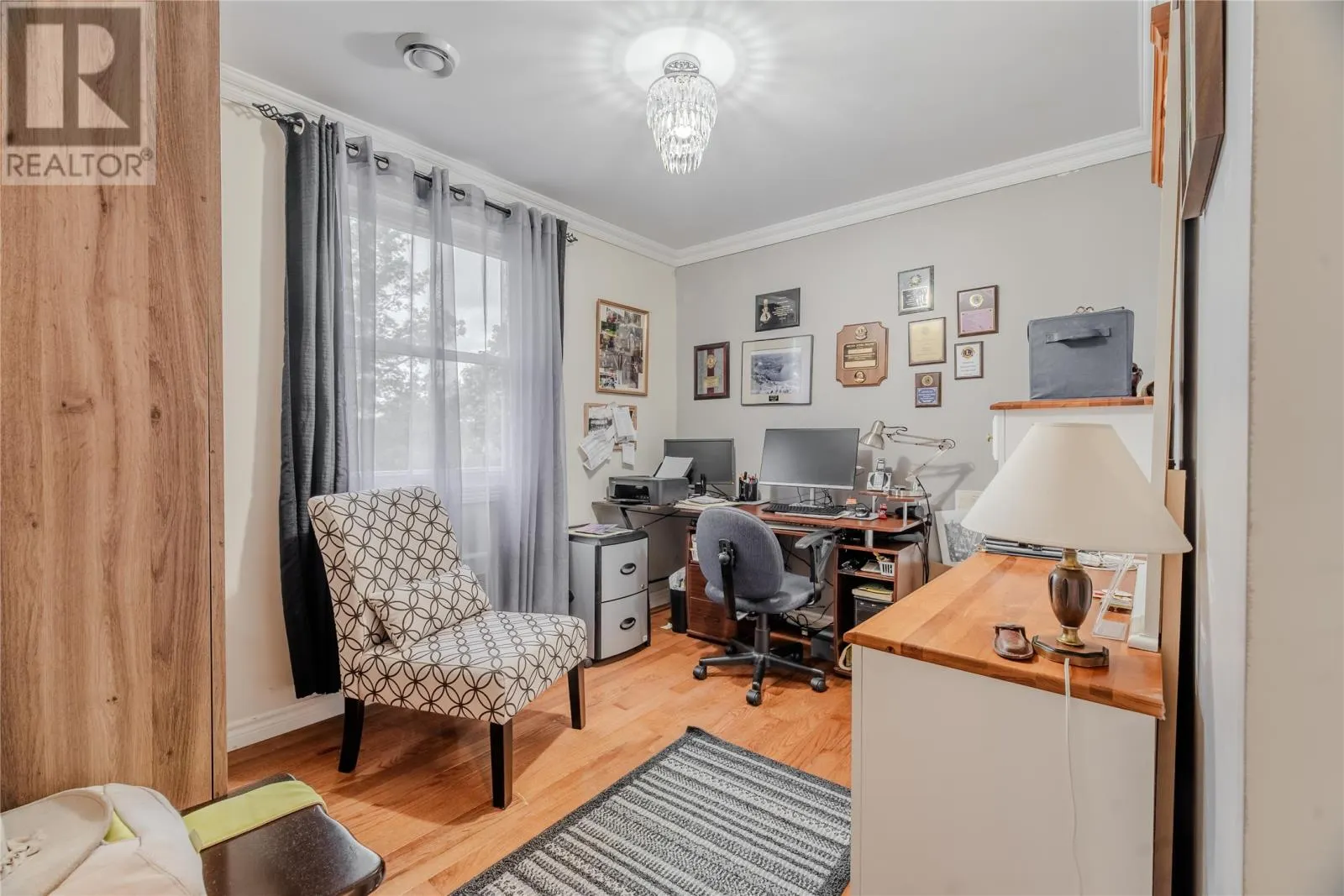 36 St Andrews Avenue