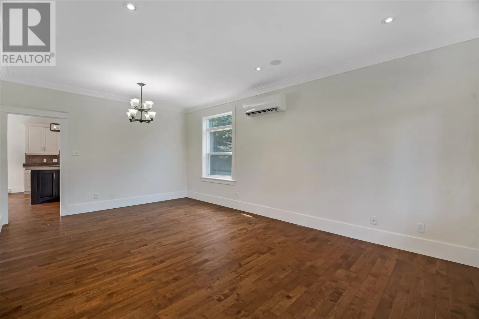 7 Sallesnik Lane